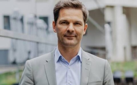 Steffen Krach, Regional President of Hanover Region